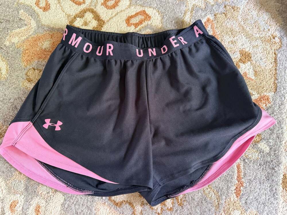 Under Armour HeatGear Play Up Shorts Size Small